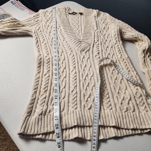 Jeanne Pierre Cream Knit Heavy Thick Cotton V-Neck Sweater Size Medium - Picture 2 of 10